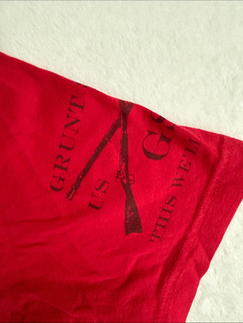 Grunt Style Red Short Sleeve Tee with Tan Soldier Graphic - Picture 4 of 6